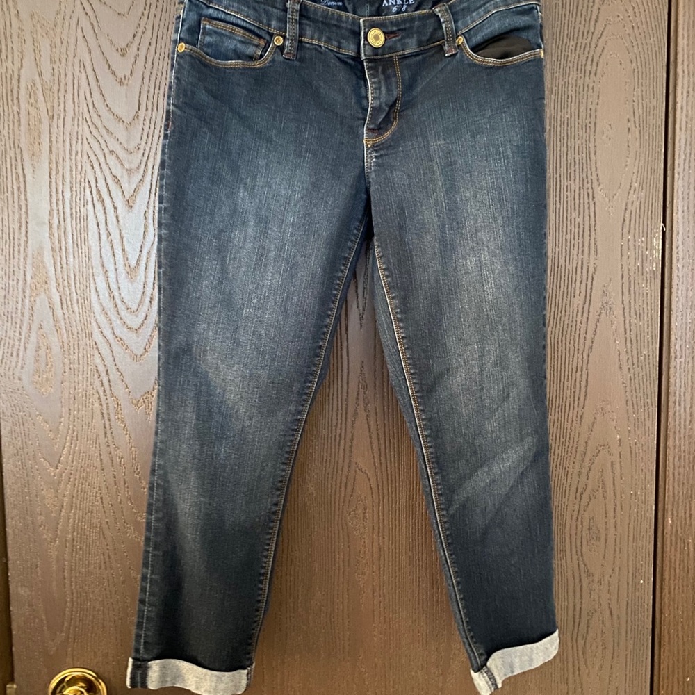 Cropped denim